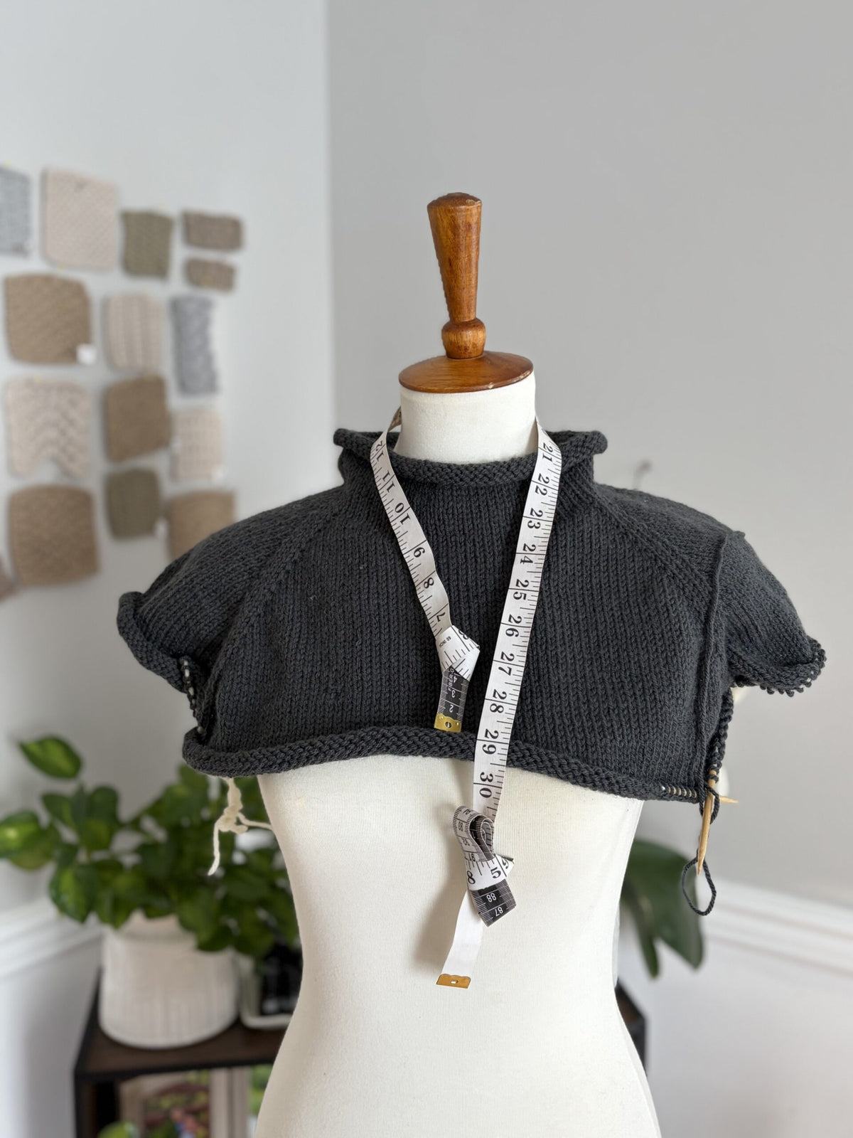 Top-Down Raglan Sweater Knitting Patterns: The Complete Guide to Construction, Fit, and Style