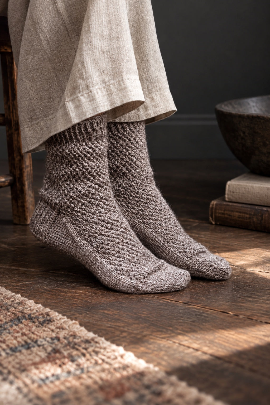 easy crew socks knitting pattern textured knit dpn socks cobblestone socks darling jadore