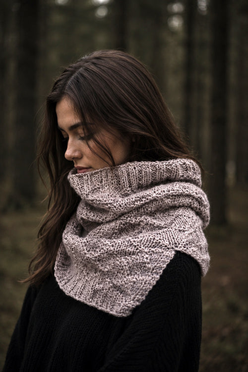 split hem cowl knitting pattern, knit infinity scarf easy knit snood Harbor Cowl