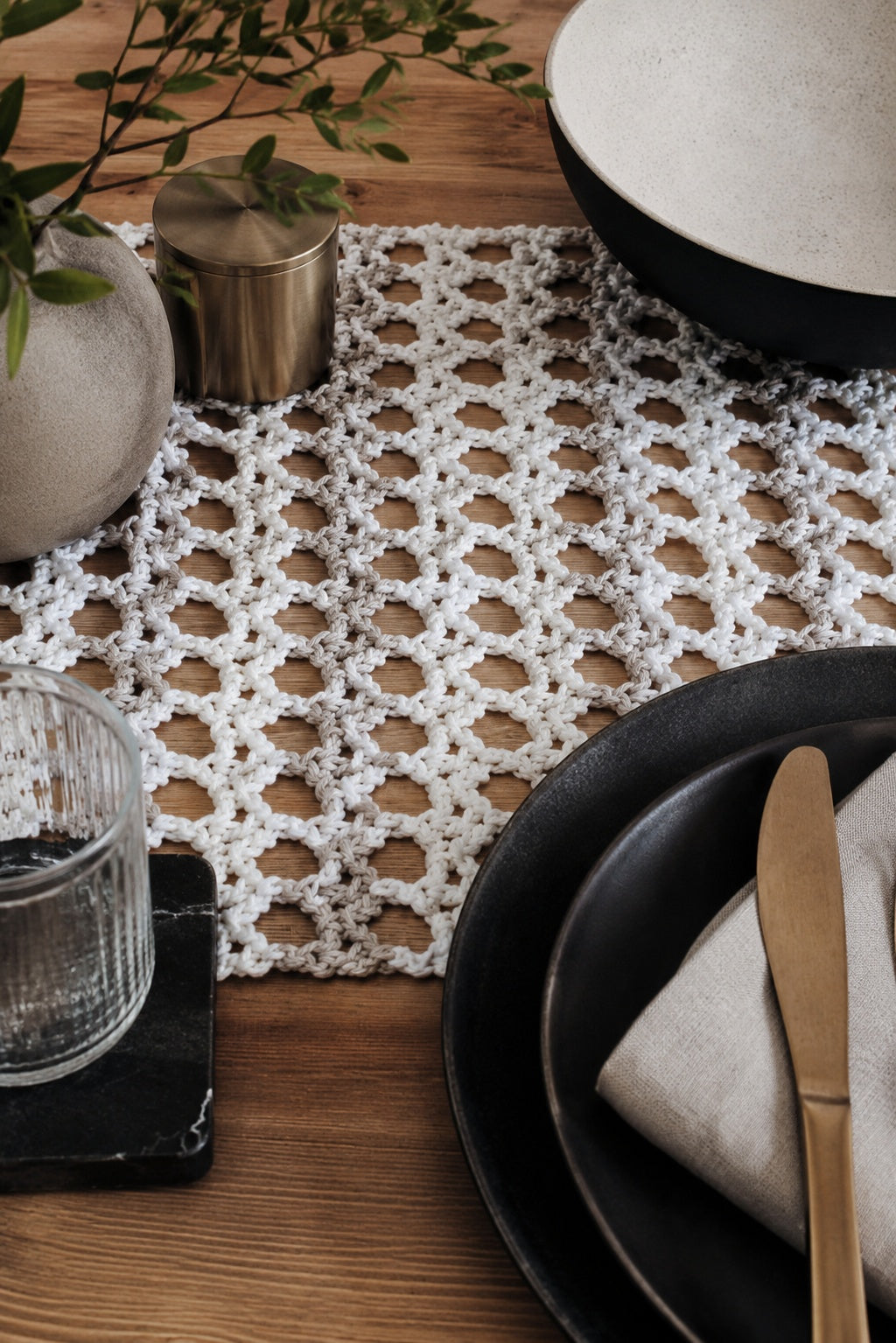 crochet table runner kitchen decor easy crochet pattern Lichen Table Cloth