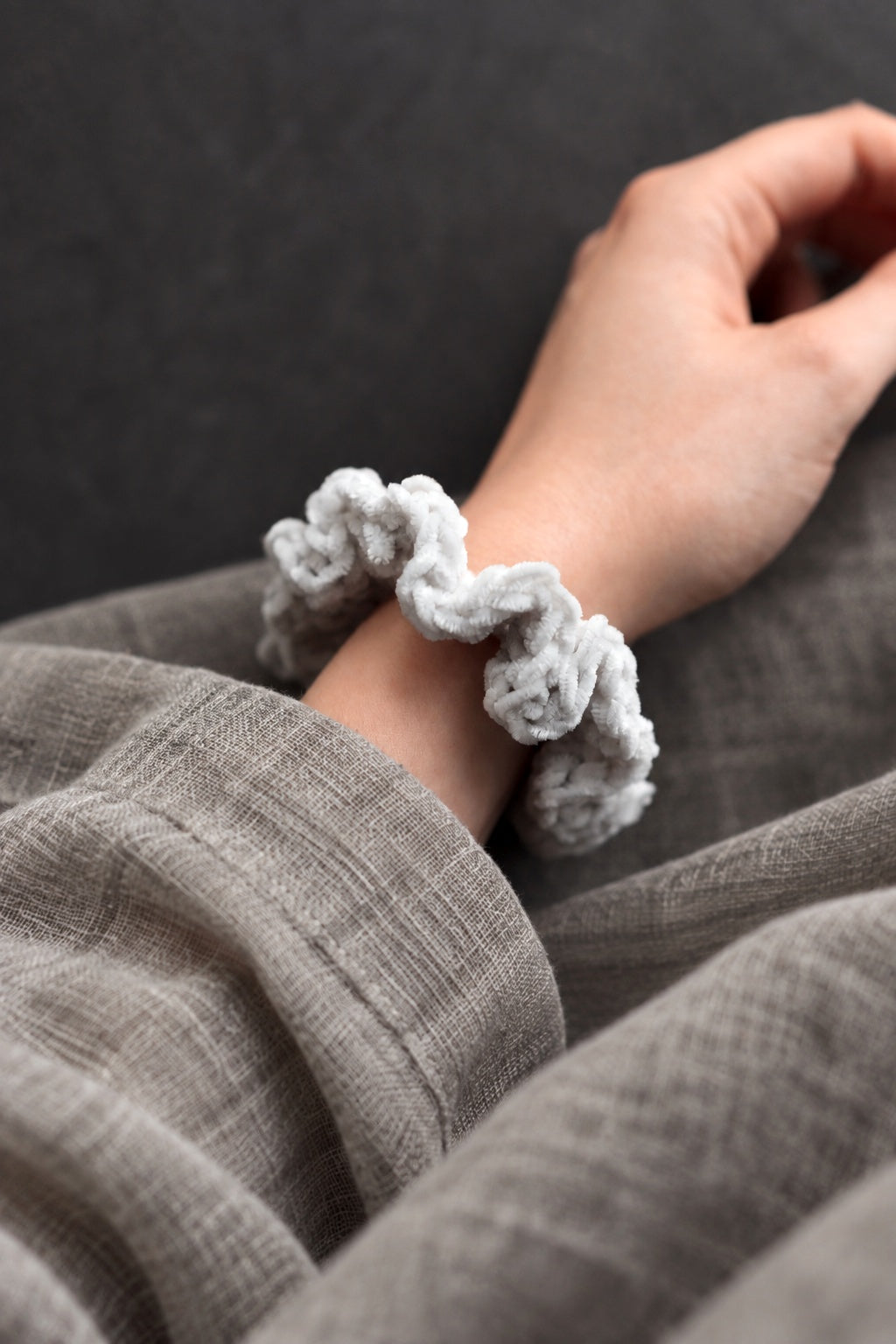velvet scrunchie crochet pattern darling jadore