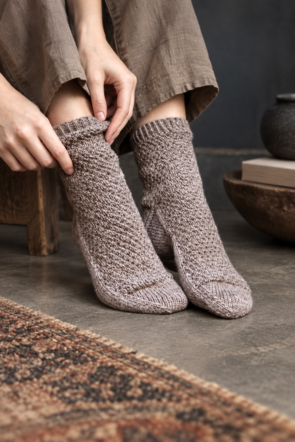 easy crew socks knitting pattern textured knit dpn socks cobblestone socks darling jadore