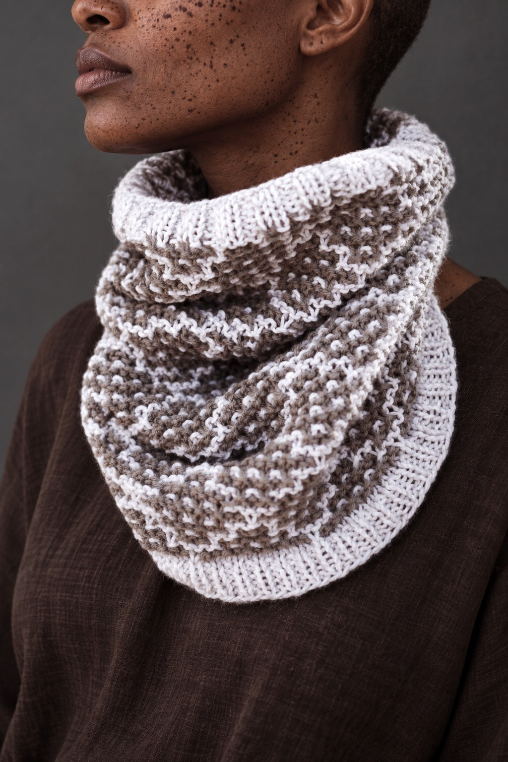 cowl snood scarf knitting pattern, knit circle scarf easy knitting pattern darling jadore iceberg cowl knit pattern