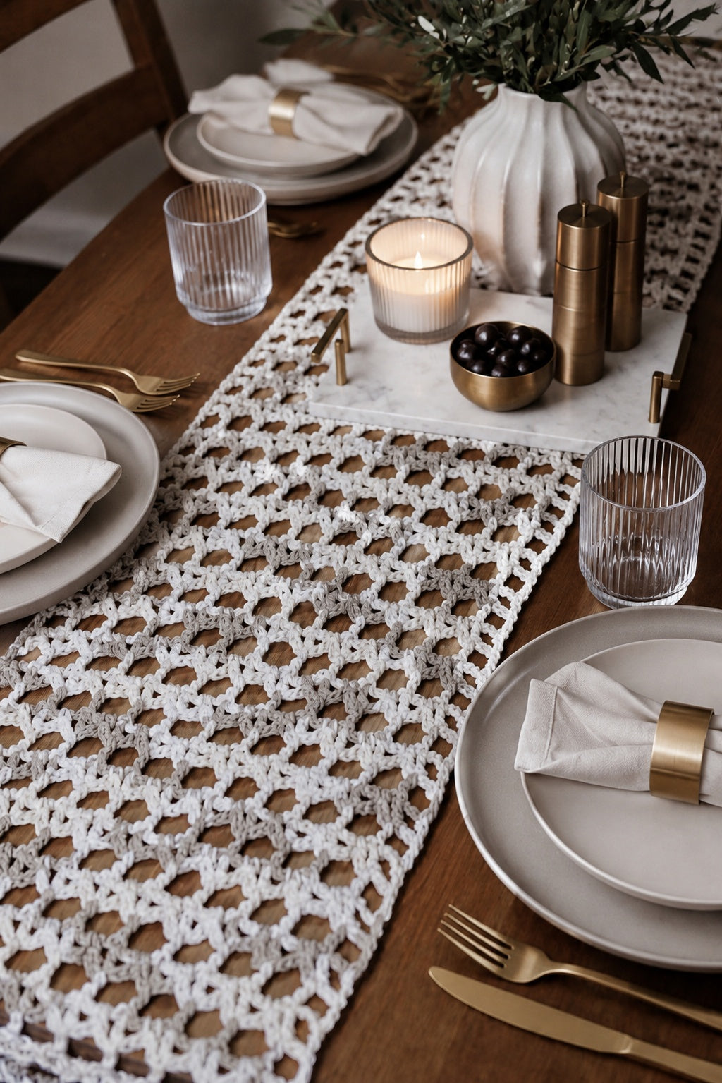 crochet table runner kitchen decor easy crochet pattern Lichen Table Cloth