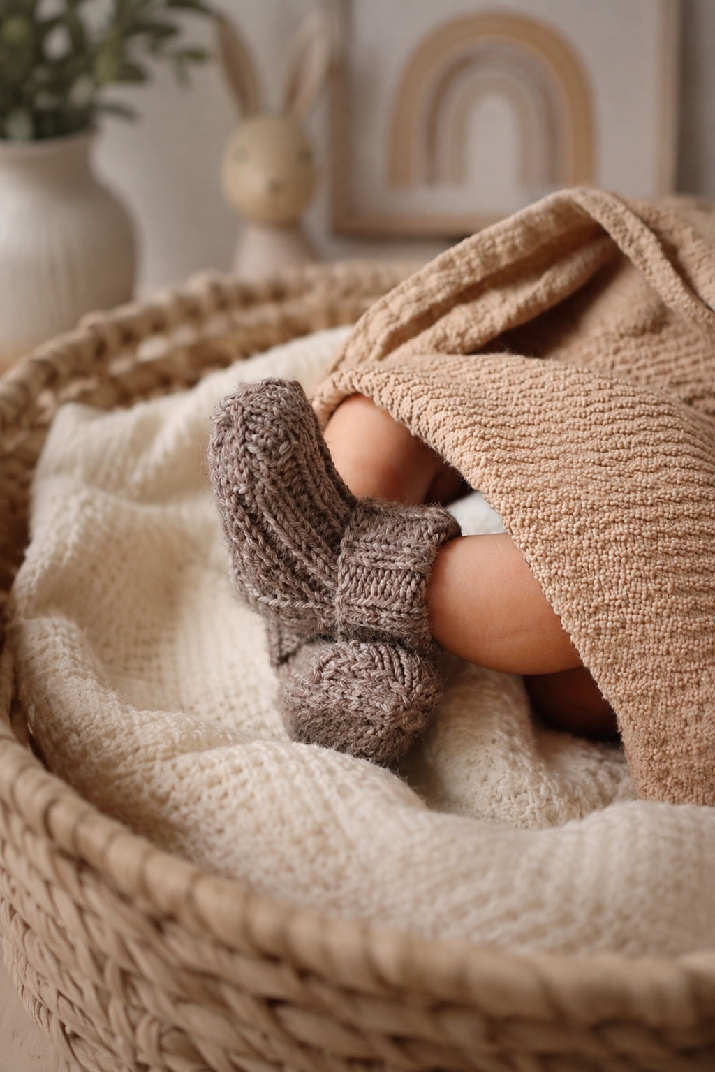 newborn socks knitting pattern darlingjadore
