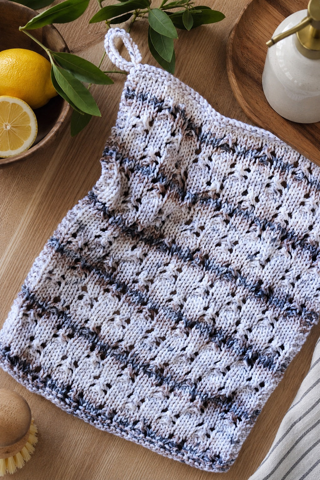 lace knit tea towel knitting pattern modern kitchen decor easy knit Lakeside Towel