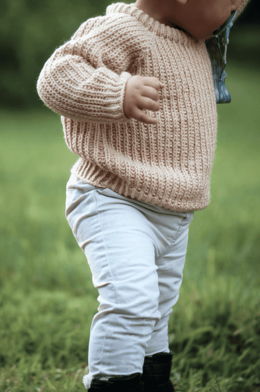Baby knit sweater pattern with raglan sleeves and ribbed neckline