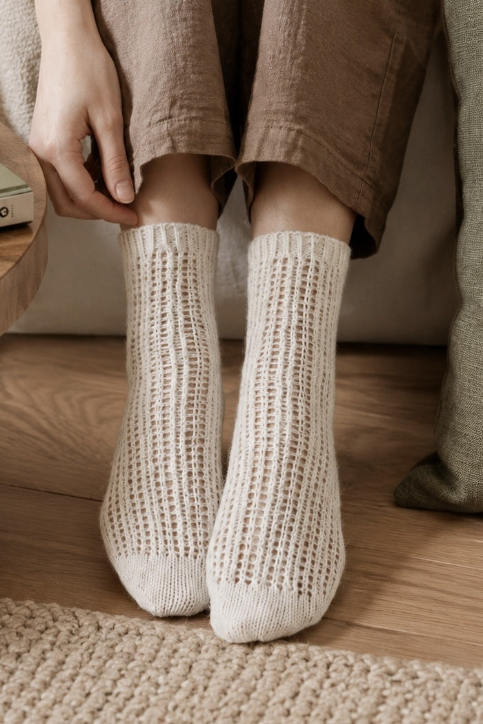 lace knit socks womens knit socks knitting pattern Snowfield Socks