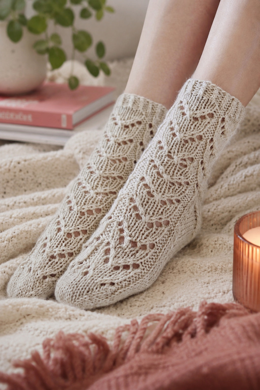 lace crew socks knitting pattern women worsted knit socks Alpine Socks
