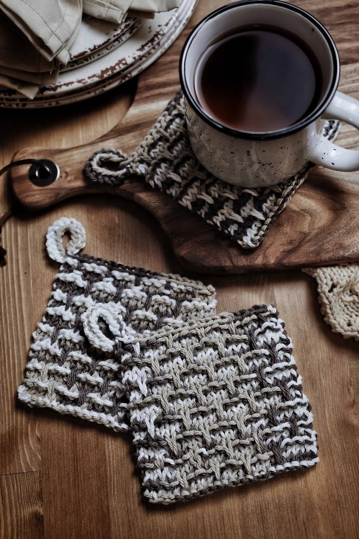 Close-up of Lodge coaster knitting pattern showing optical illusion texture detail