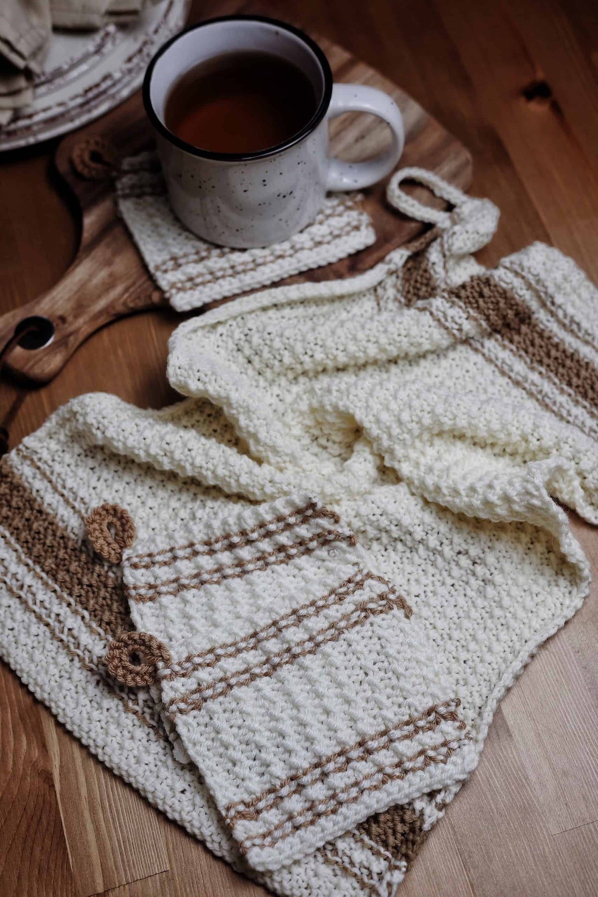 Hand-knit farmhouse coaster pattern in neutral tones for kitchen décor
