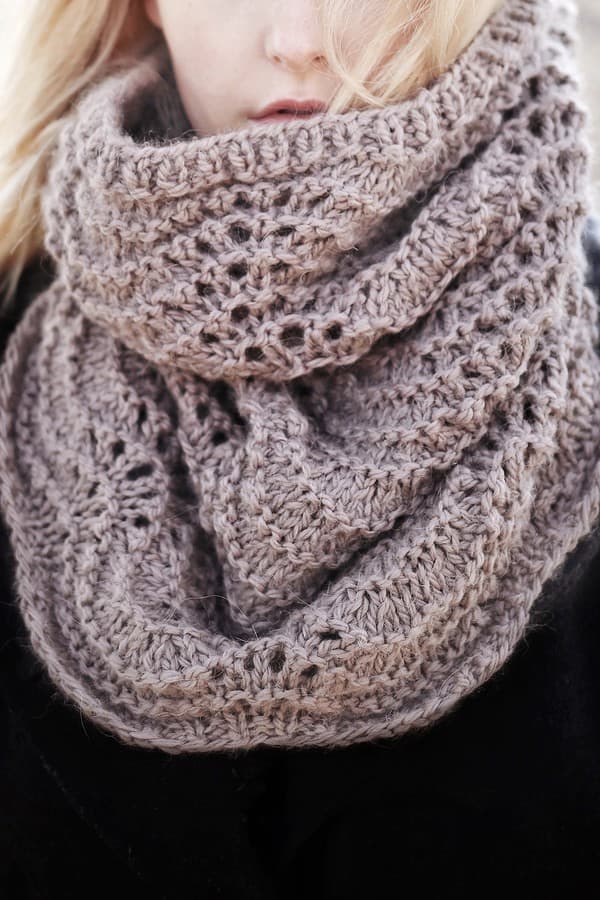 cowl scarf knitting pattern infinity scarf circle scarf Fauna Cowl