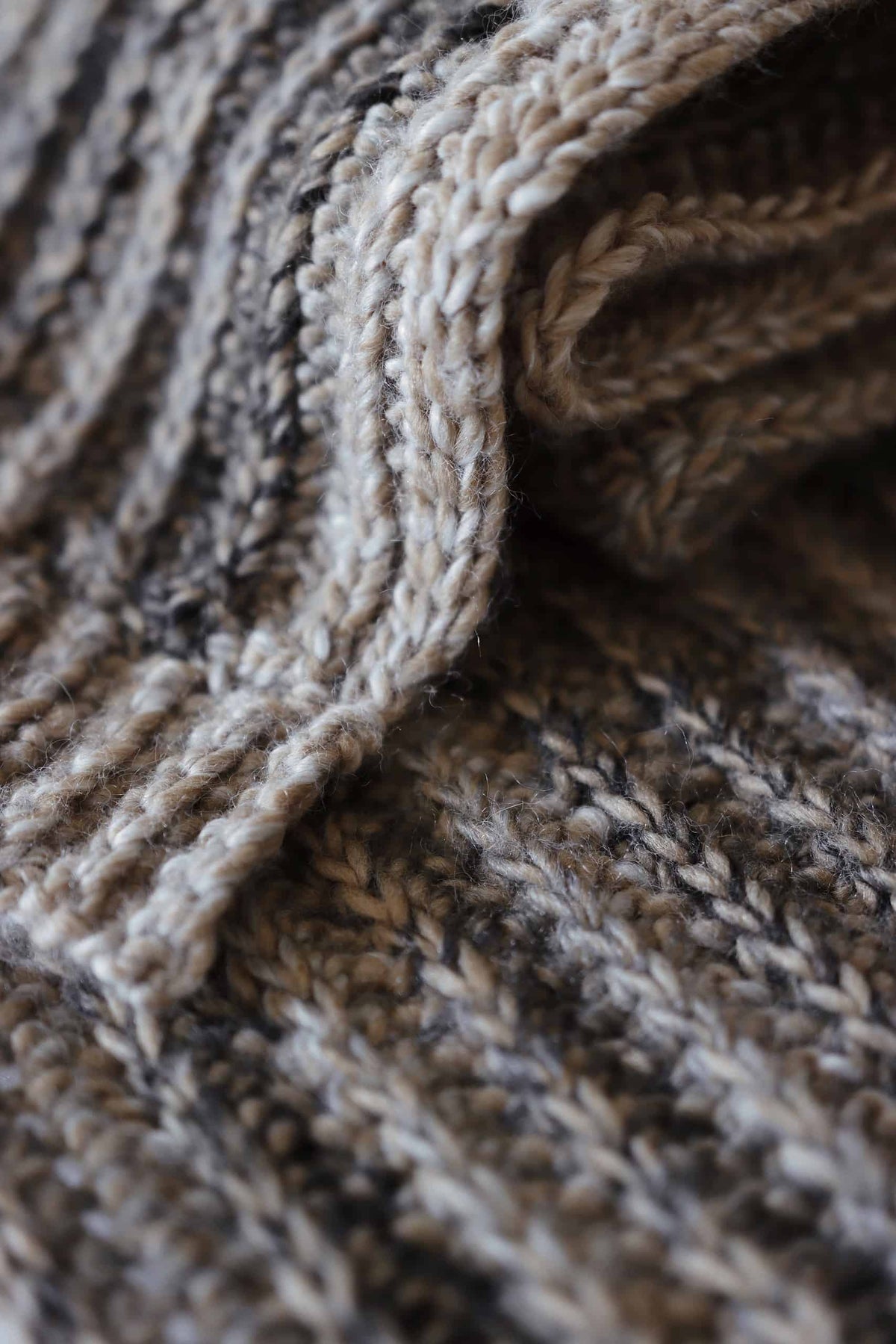 Mens ribbed crochet scarf pattern styled for outdoor wear and layering