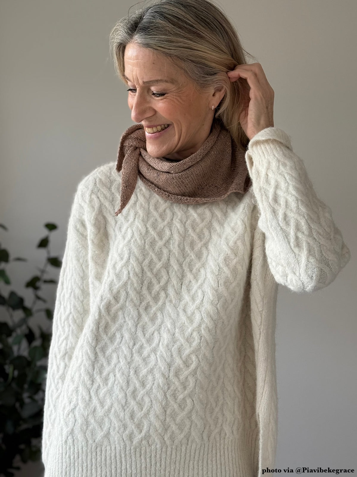 Easy triangle scarf knitting pattern detail showing delicate stitch work