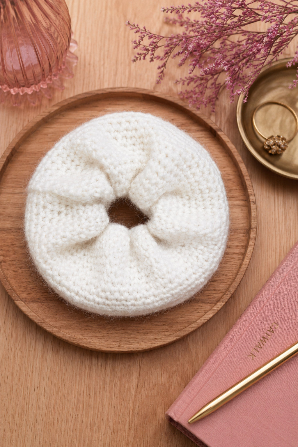 The Classic Scrunchie Crochet Pattern