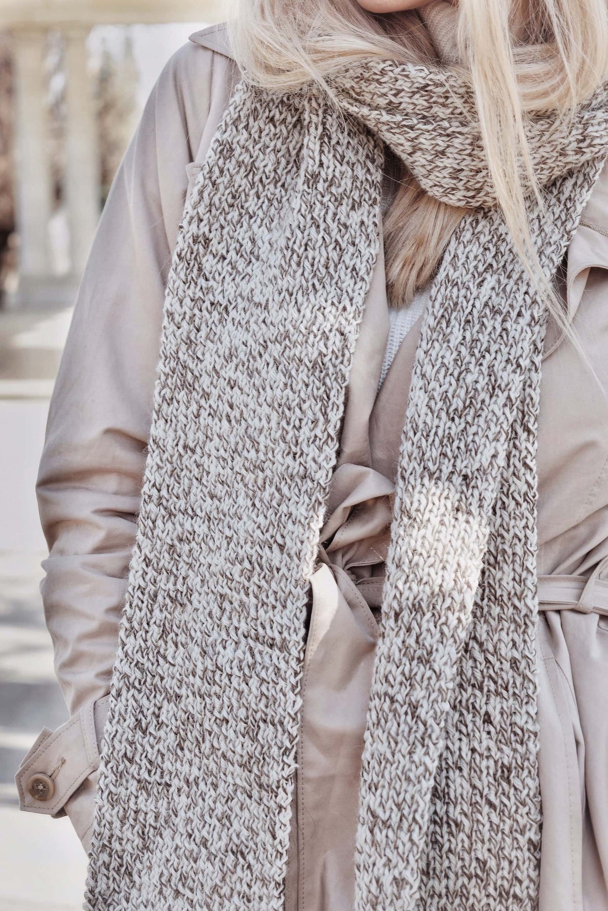 Beginner scarf knit pattern - simple elegant design perfect for first-time knitters