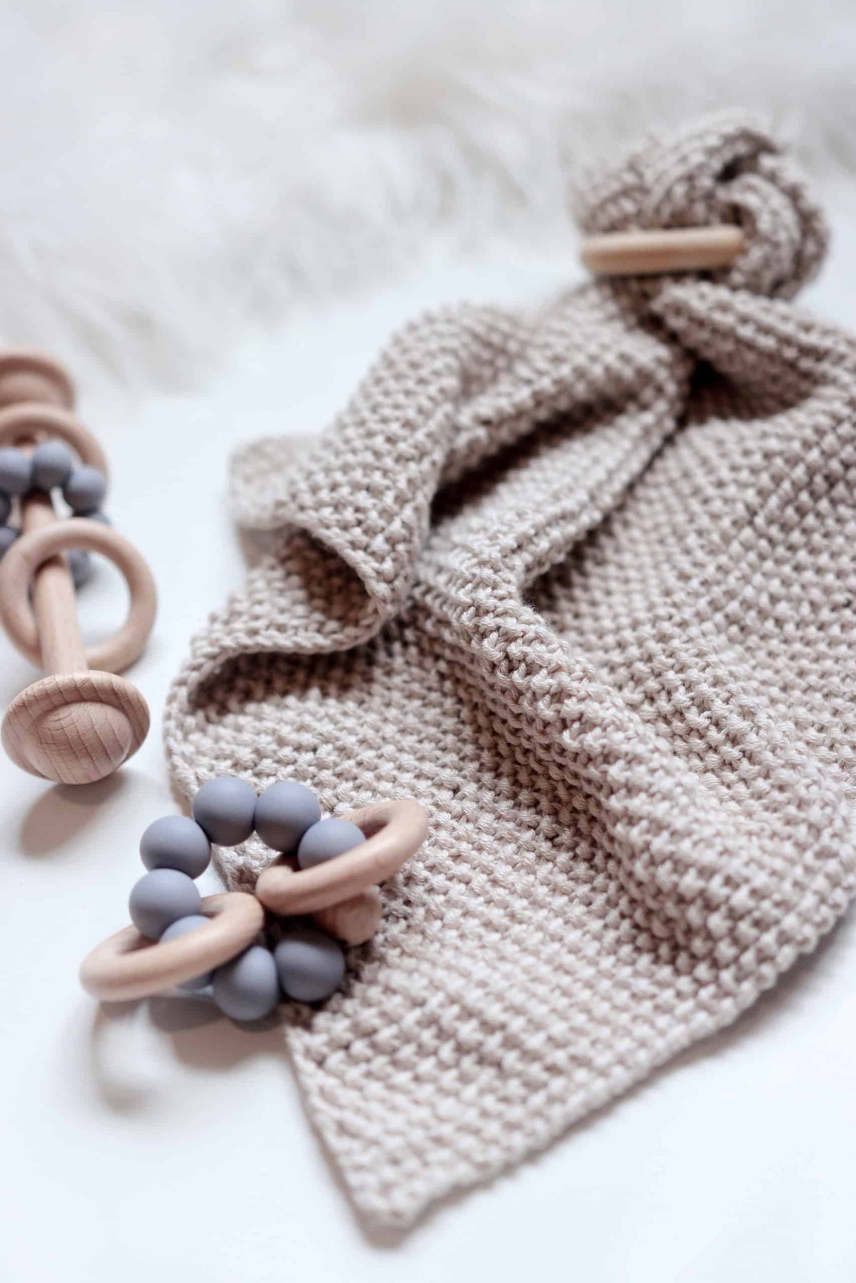 Beginner friendly baby lovey knitting pattern with security blanket design