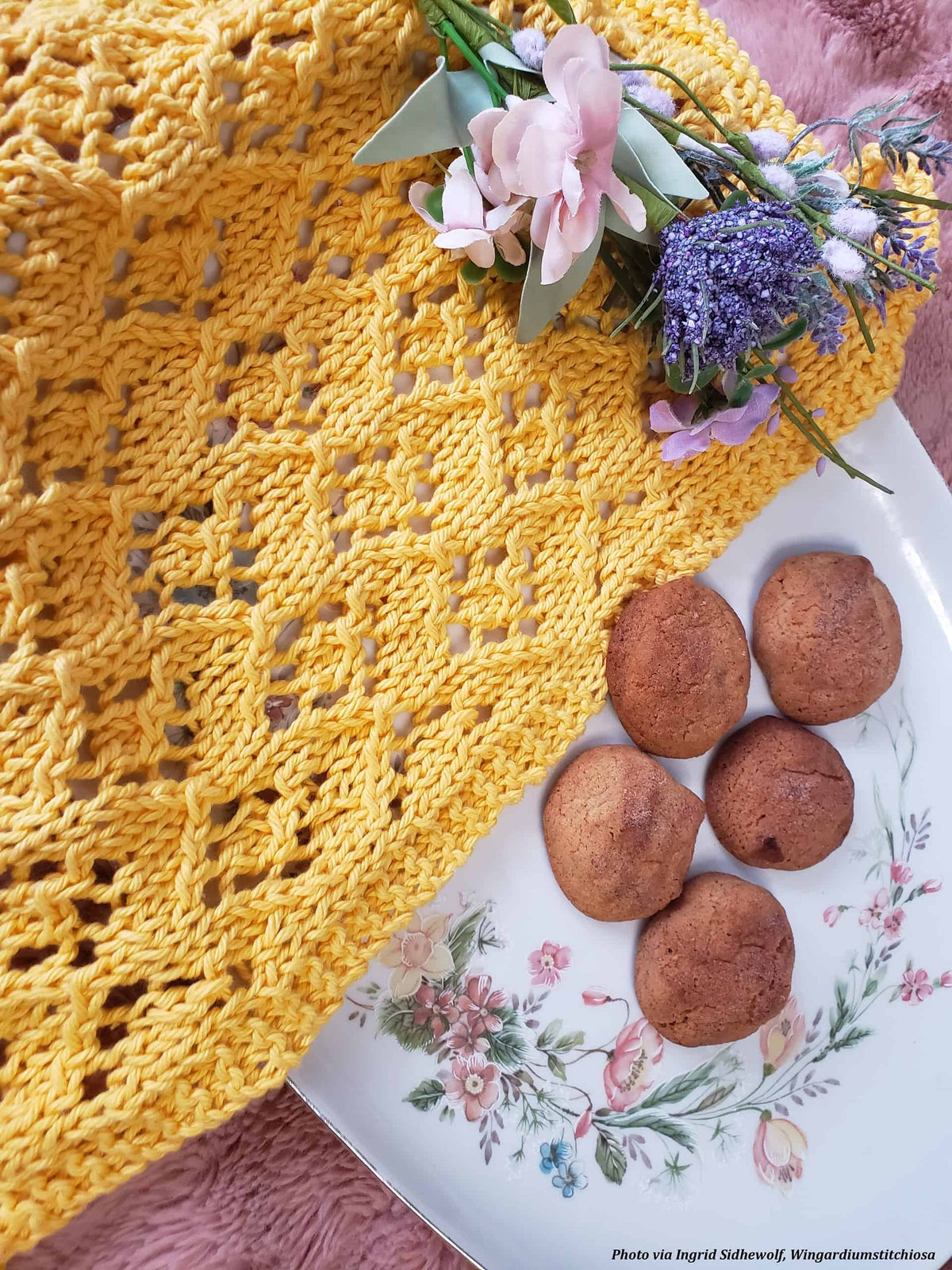 Close up of Midsummer tea towel showing cascading lace diamond texture detail