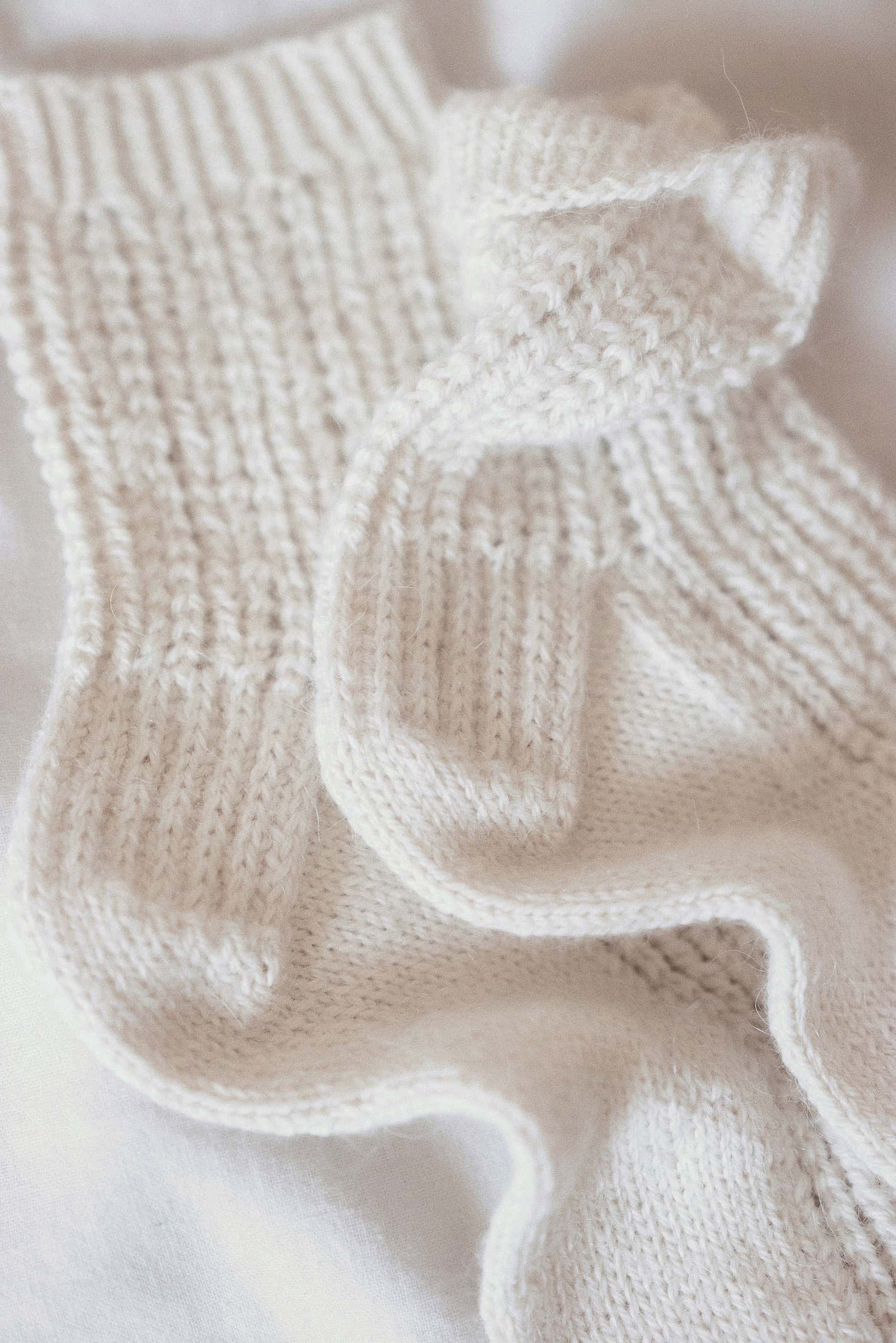 Lace Socks Knitting Pattern, Easy Knit Socks Pattern, Snowfield Socks