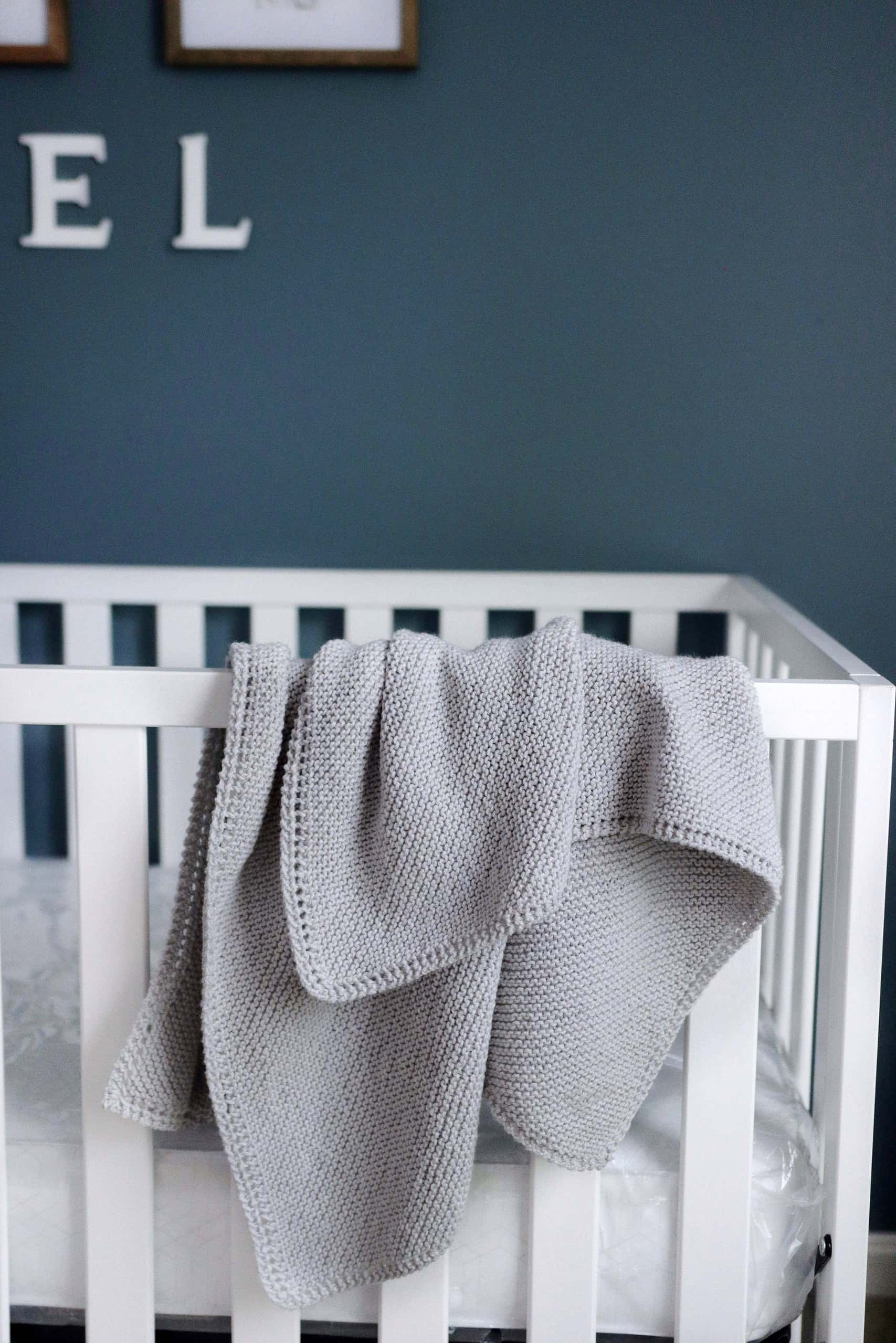 Classic Baby Blanket Knitting Pattern, Beginner Knit Pattern Darling Jadore