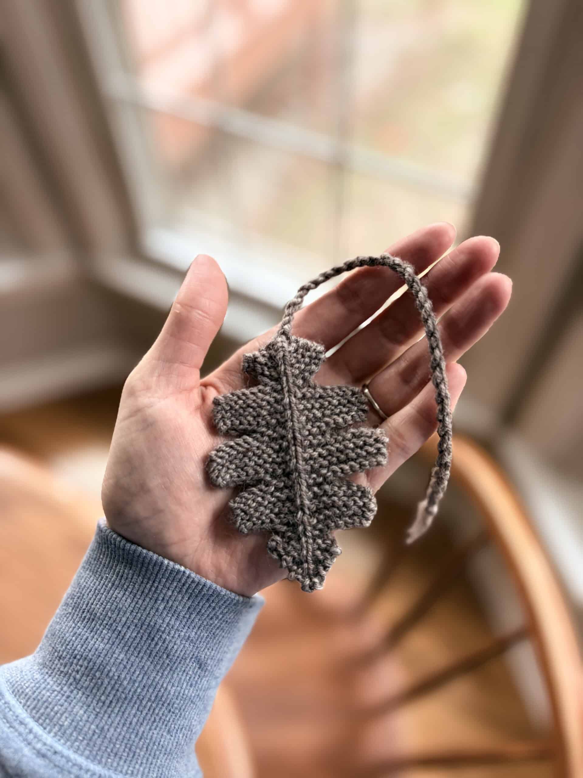 The Oak Bookmark Knitting Pattern - Image 3