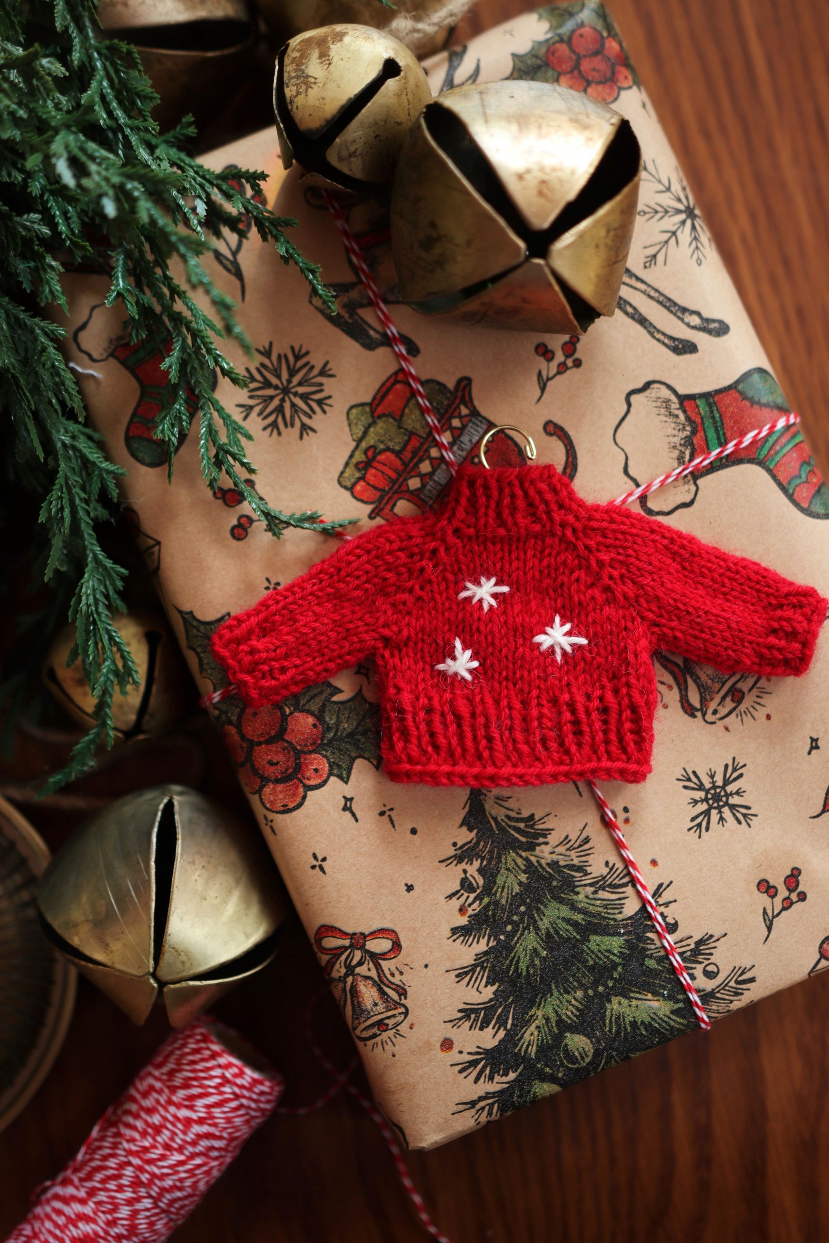 sweater knitting pattern, christmas holiday ornament, mini sweater ornament
