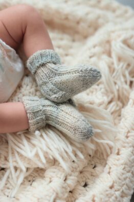 The Newborn Socks Knitting Pattern