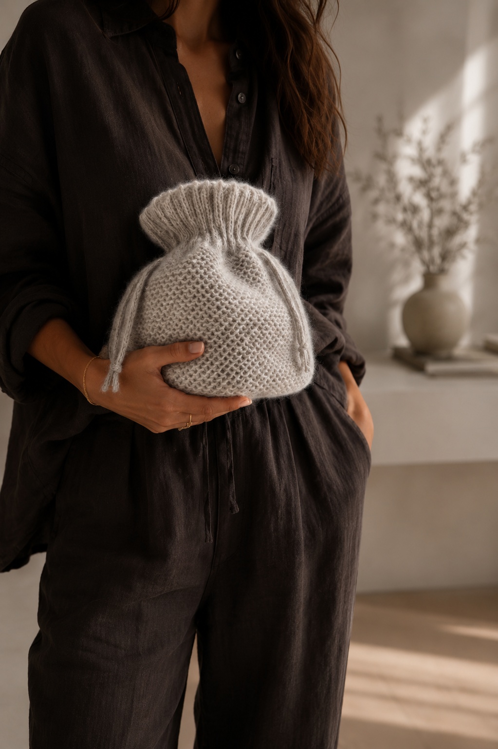 bucket bag knitting pattern knit drawstring purse easy knit purse bag Vale Bag darling jadore