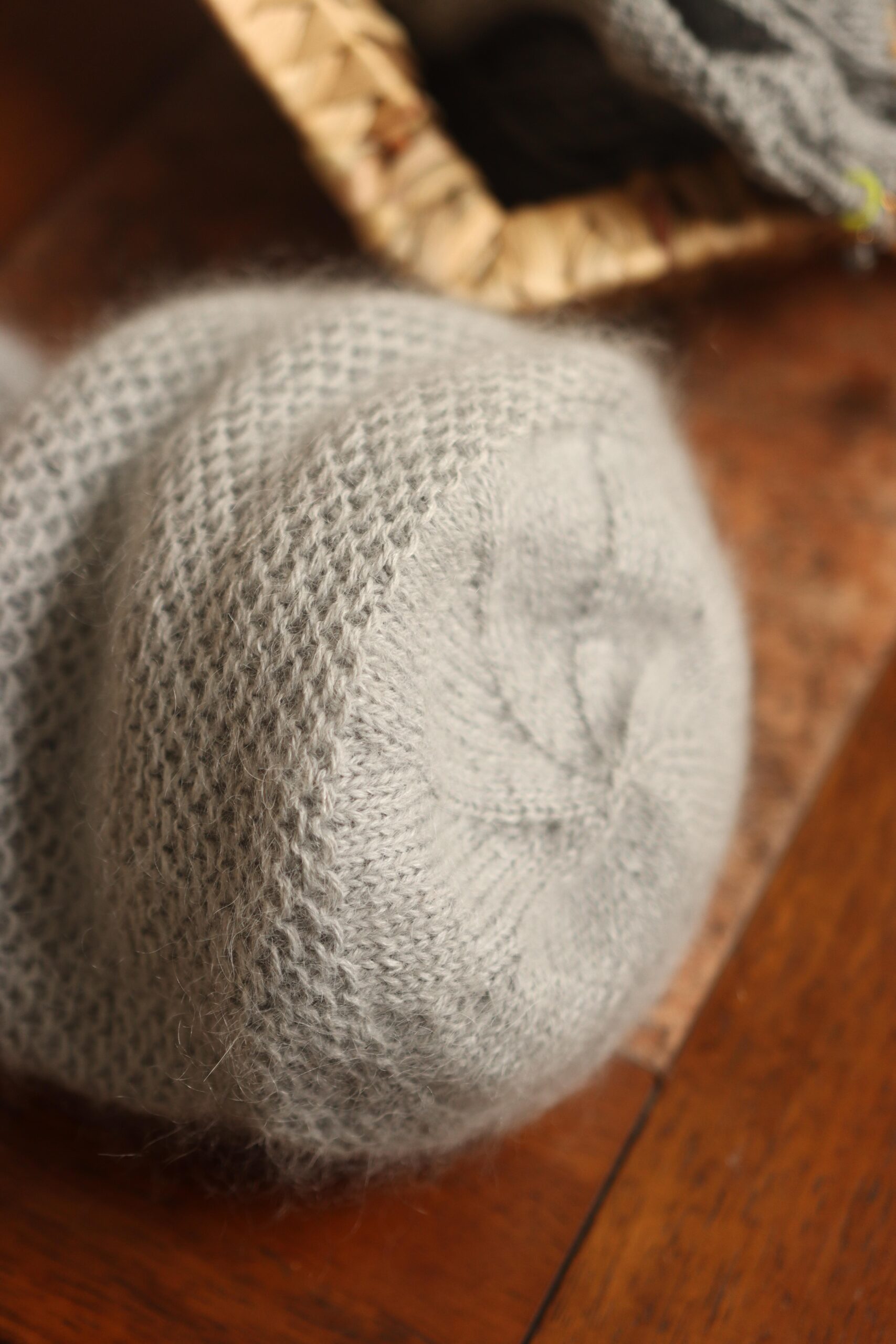 bucket bag knitting pattern knit drawstring purse easy knit purse bag Vale Bag darling jadore