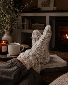chunky knit socks easy knitting pattern beginner winter socks ribbed House Socks